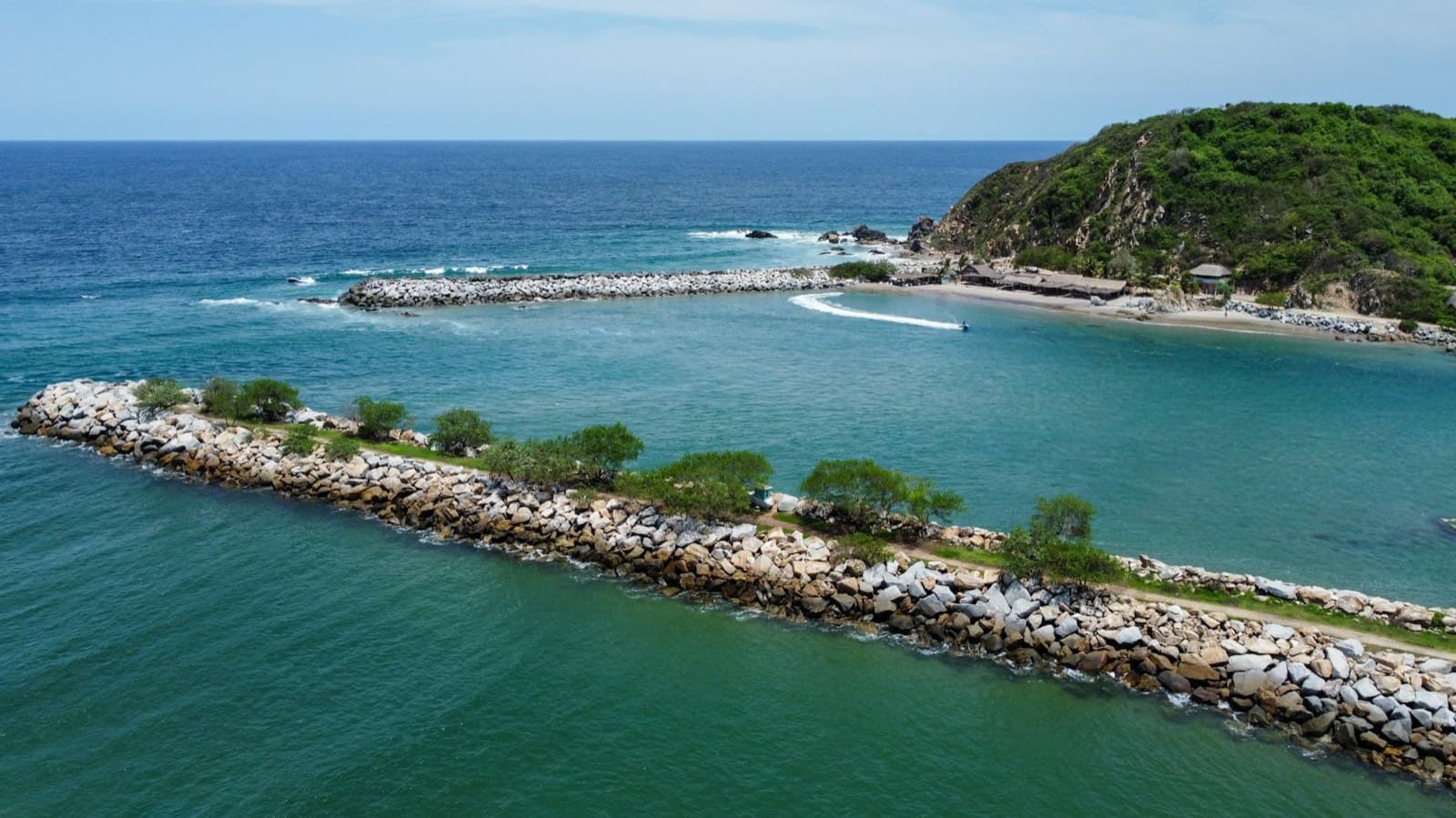 The coast in Chacahua