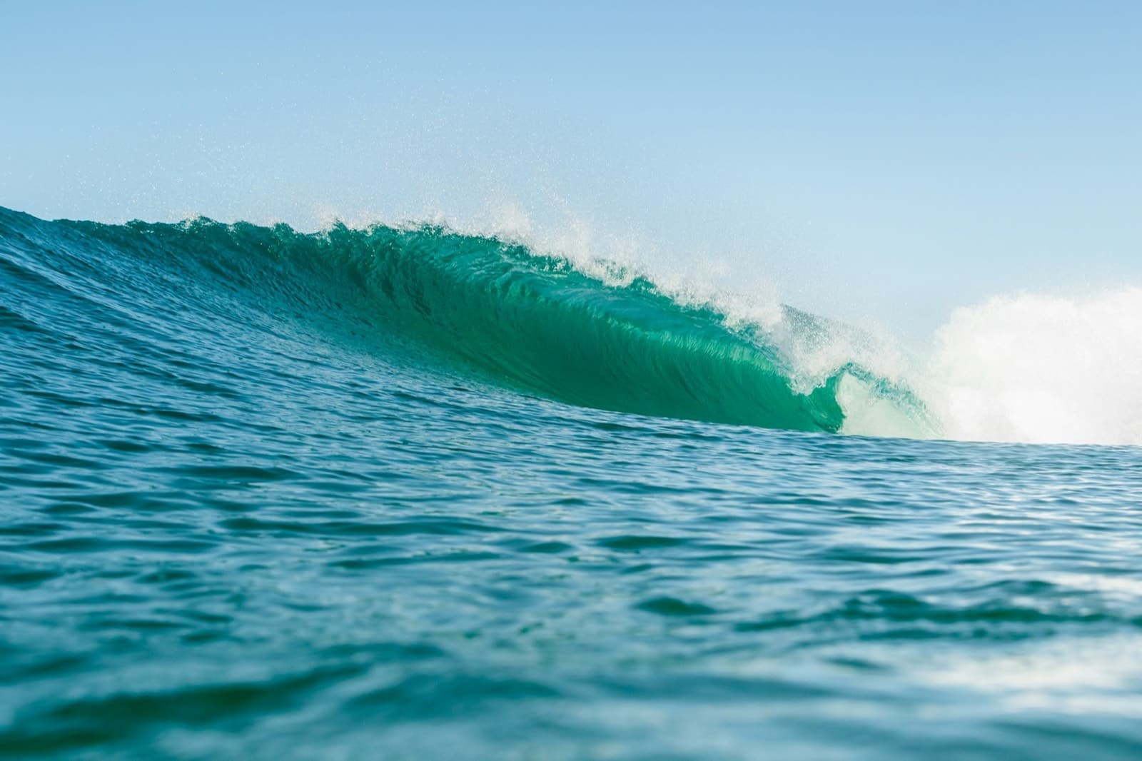 Surfing in Costa da Caparica